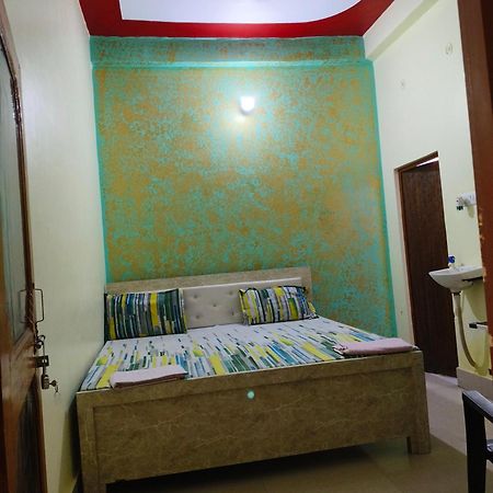 Rameshwar Dham Andhra Bhavan Naimisharanya Eksteriør bilde