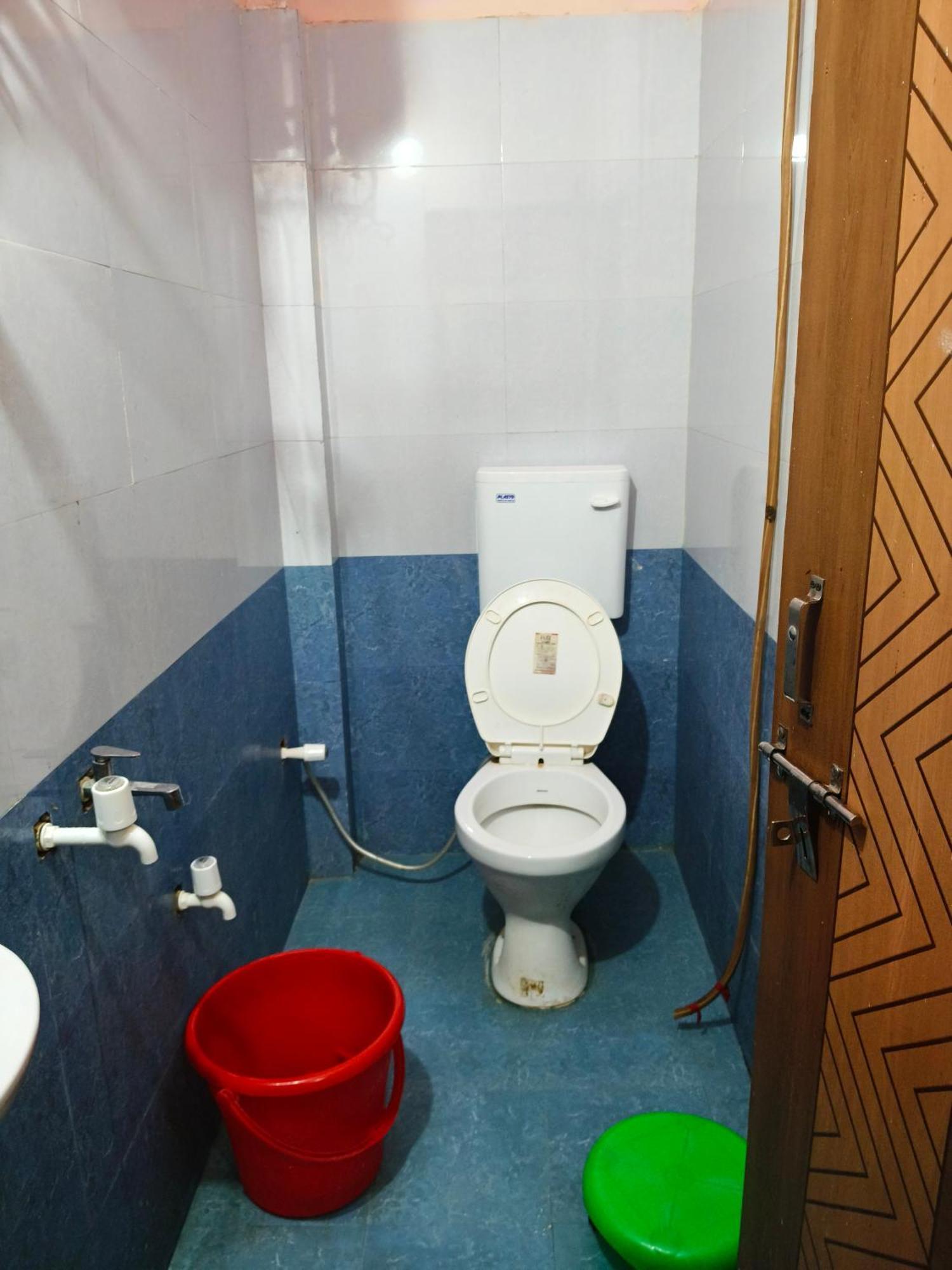 Rameshwar Dham Andhra Bhavan Naimisharanya Eksteriør bilde