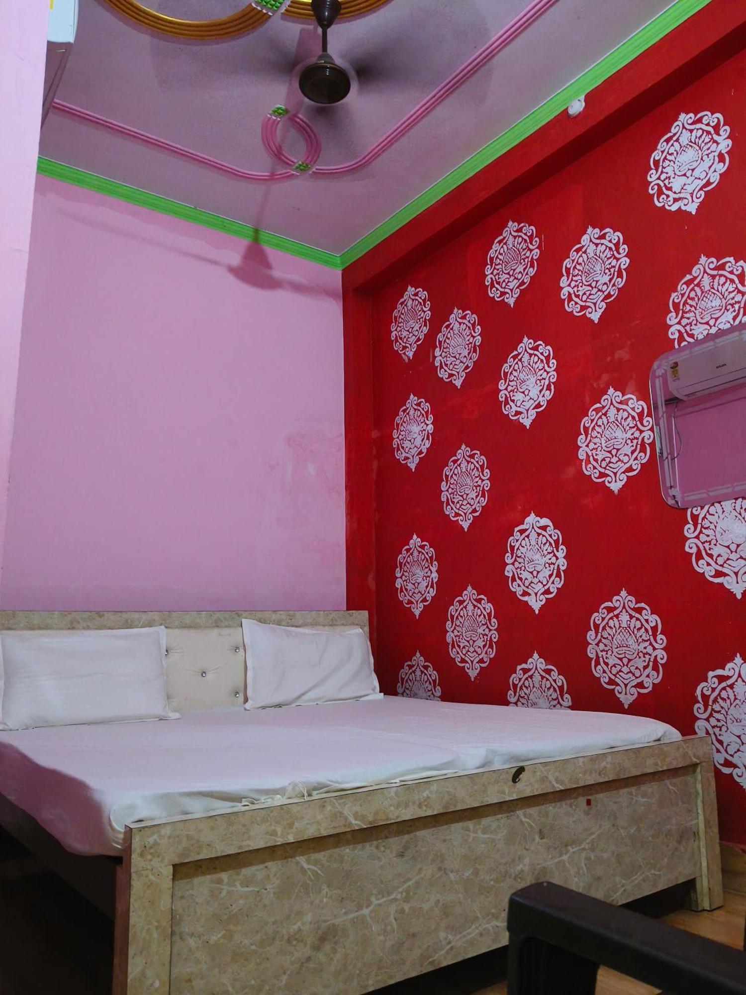 Rameshwar Dham Andhra Bhavan Naimisharanya Eksteriør bilde